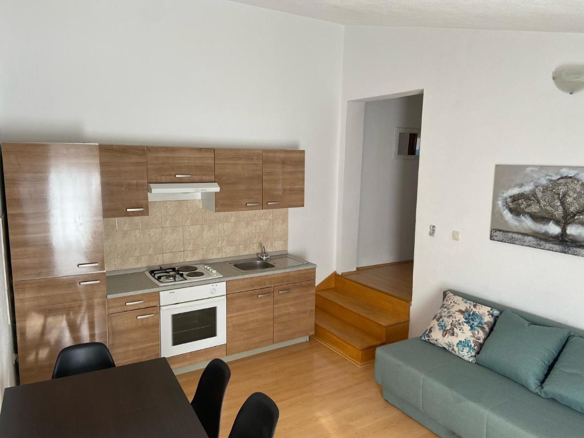 Apartman Polegubic Biograd Na Moru Exteriér fotografie