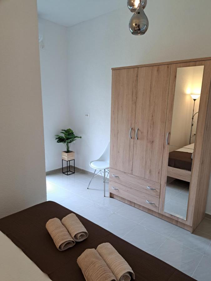 Apartman Polegubic Biograd Na Moru Exteriér fotografie